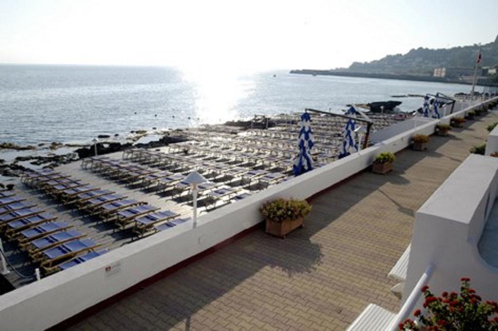 La Marsa Vacances Mondello Exterior photo