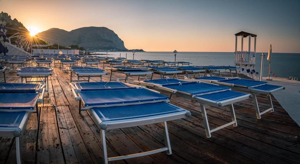La Marsa Vacances Mondello Exterior photo
